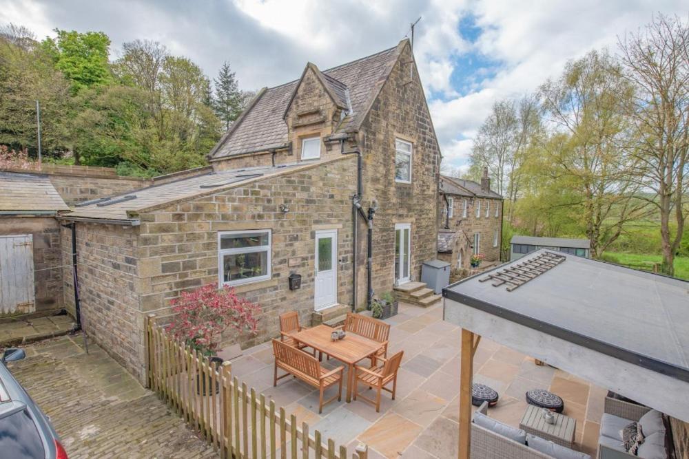 Relax At Little Hawkcliffe Villa Silsden Exterior foto